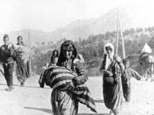 Геноцид армян был совершен сто лет назад правительством младотурок в Османской империи с 1915 по 1923 год.