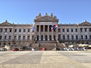 Палата депутатов Уругвая провела специальное заседание к столетию Геноцида